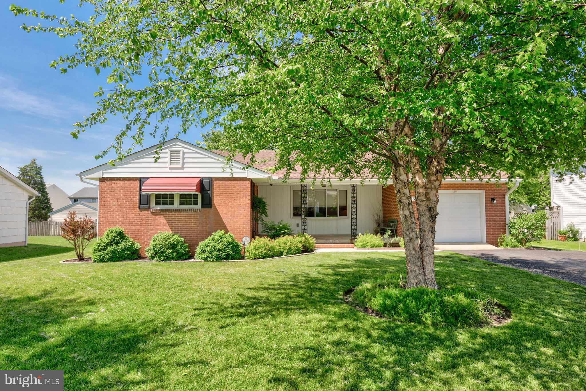 8456 Kenton Road Pasadena, MD 21122 - Photo 2 of 30 Exterior (Front)