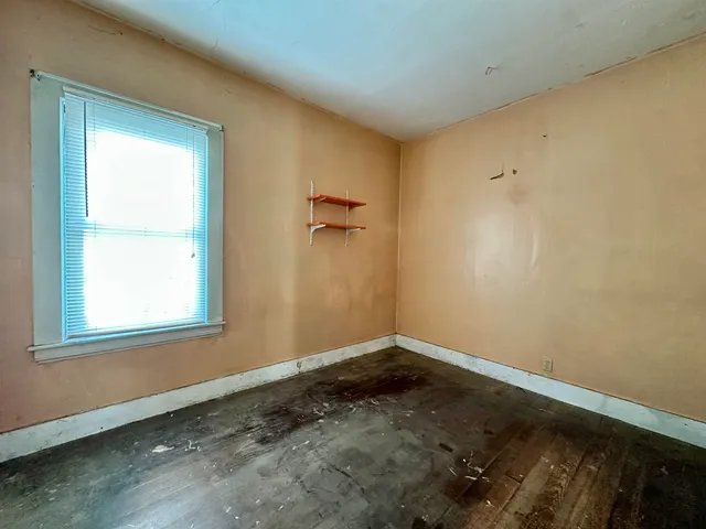 $165,000 | 29 Hopkins Street, Rutland, VT 05701