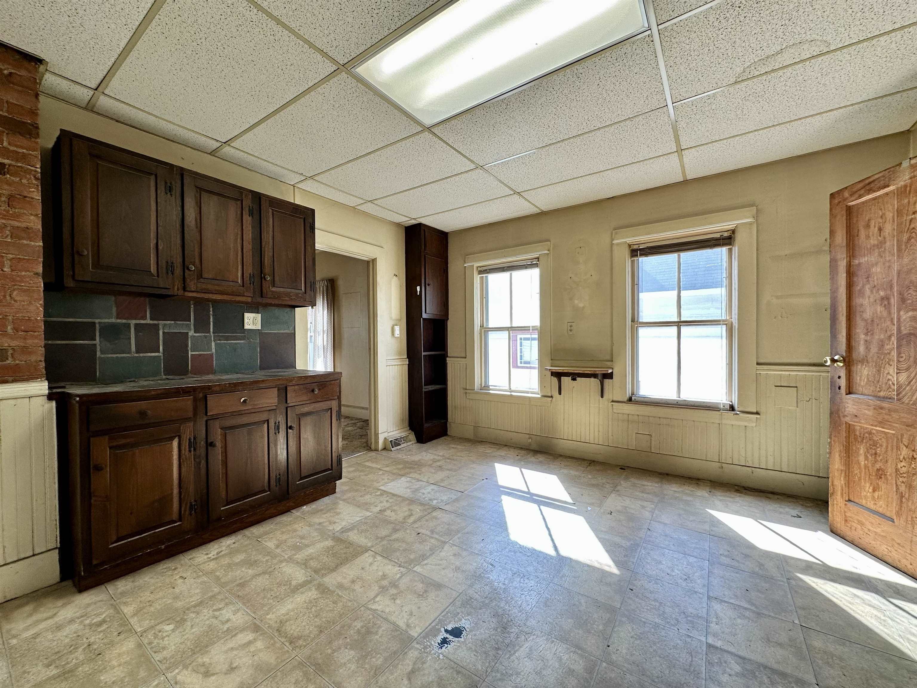 29 Hopkins Street Rutland, VT 05701 - Photo 6 of 18