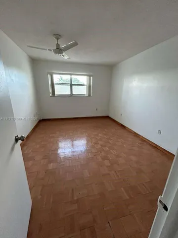 $1,450 | 8460 Sunrise Lakes Boulevard, Unit 308, Sunrise, FL 33322