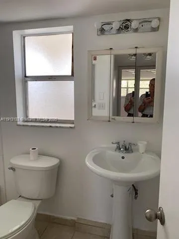 $1,450 | 8460 Sunrise Lakes Boulevard, Unit 308, Sunrise, FL 33322