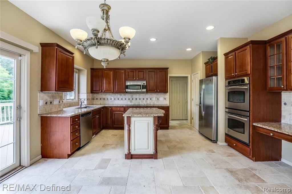 3788 Woodmonte Drive Rochester, MI 48306 - Photo 20 of 50