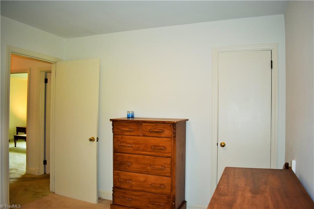 410 Rockspring Road High Point, NC 27262 - Photo 23 of 30 Gallery Image 23