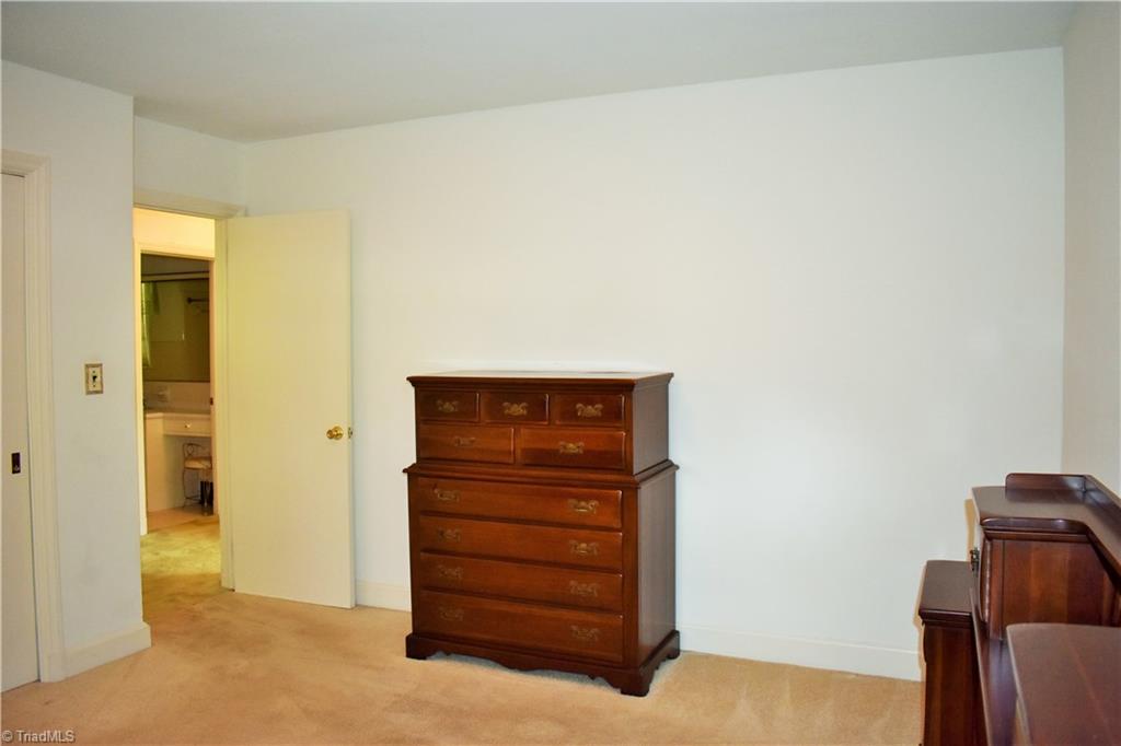 410 Rockspring Road High Point, NC 27262 - Photo 27 of 30 Gallery Image 27