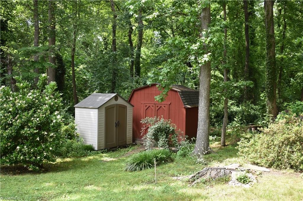 410 Rockspring Road High Point, NC 27262 - Photo 6 of 30 Gallery Image 6