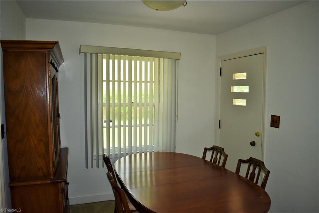 410 Rockspring Road High Point, NC 27262 - Photo 10 of 30 Gallery Image 10