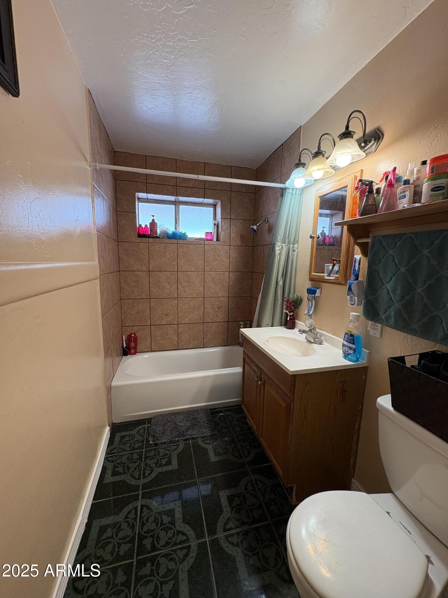 3018 West Rancho Drive Phoenix, AZ 85017 - Photo 3 of 24 IMG_1778
