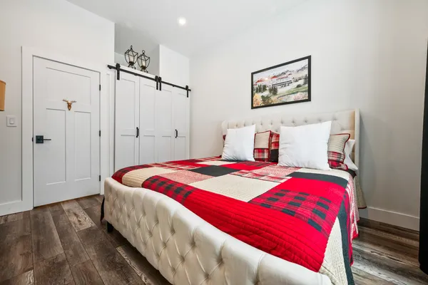 $985,000 | 123 Oxbow Lane, Conway, NH 03818