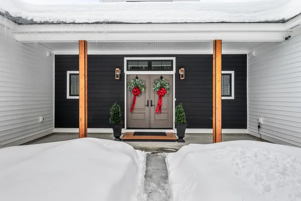 $985,000 | 123 Oxbow Lane, Conway, NH 03818