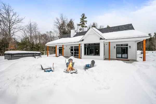 $985,000 | 123 Oxbow Lane, Conway, NH 03818