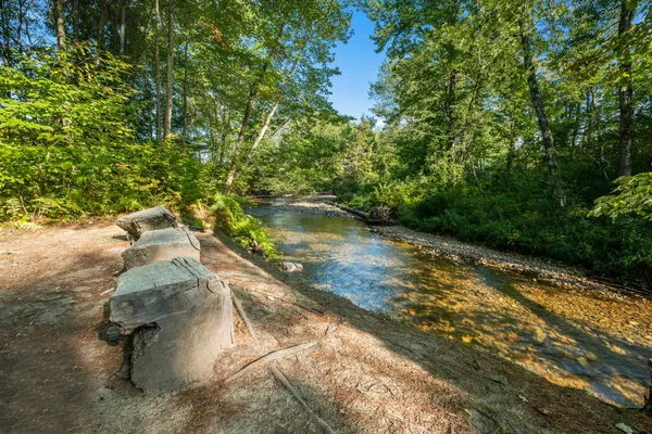 $985,000 | 123 Oxbow Lane, Conway, NH 03818