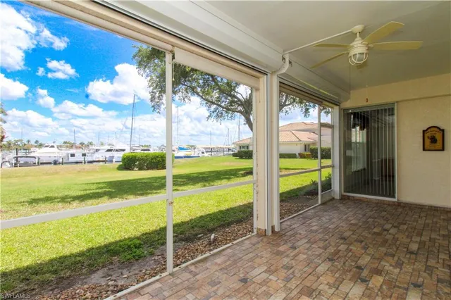 a view of a garden area
