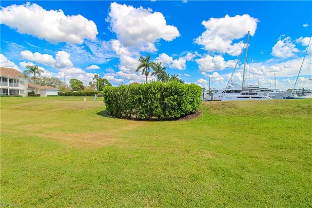 $350,000 | 317 Sunrise Cay, Unit 103, Naples, FL 34114