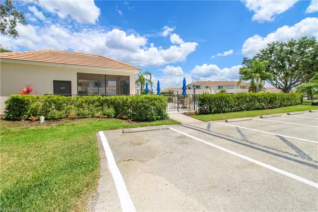 $350,000 | 317 Sunrise Cay, Unit 103, Naples, FL 34114