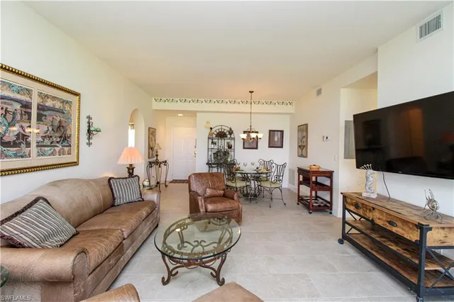 $350,000 | 317 Sunrise Cay, Unit 103, Naples, FL 34114