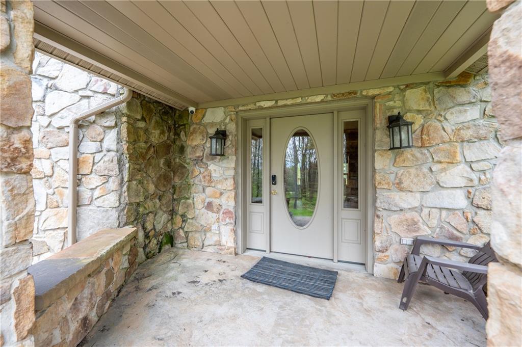 138 Fern Mountain Road Somerset, PA 15501 - Photo 4 of 50