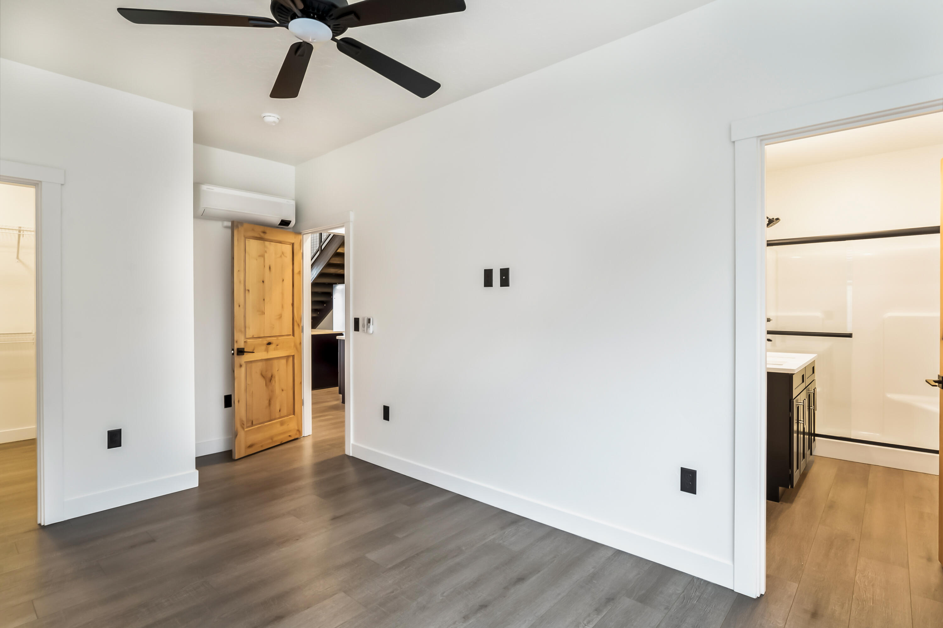 1441 Northwest 4th Street Redmond, OR 97756 - Photo 21 of 42