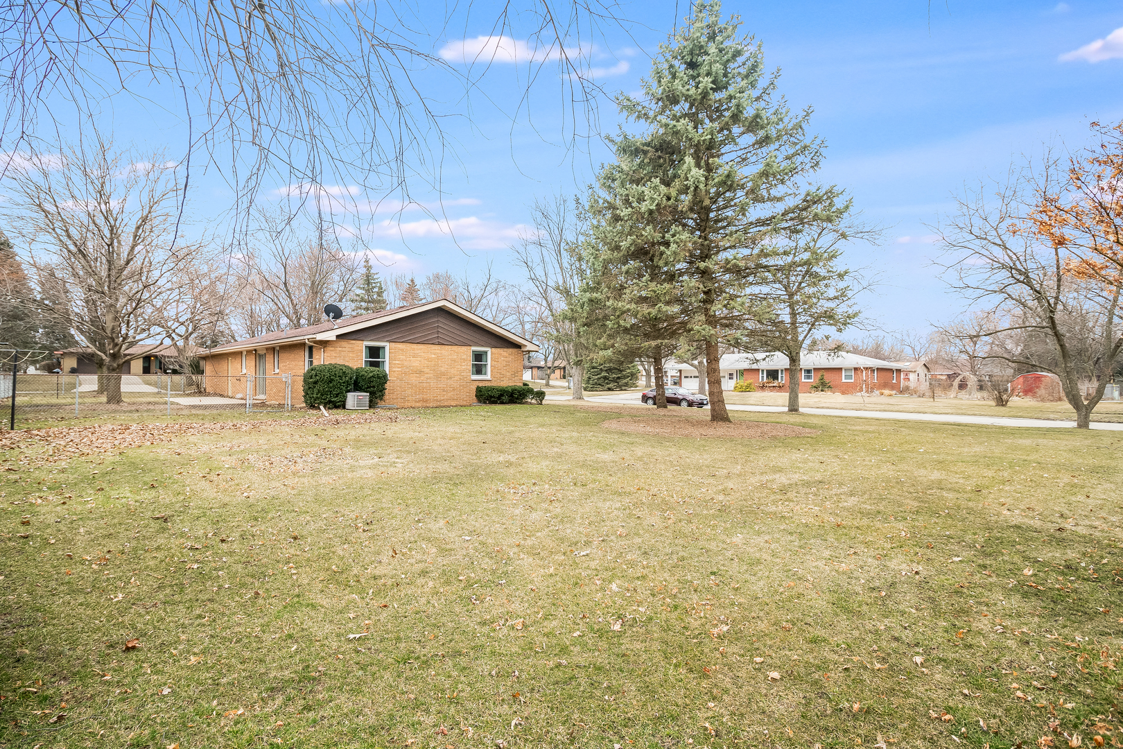 71 Stanley Road Sugar Grove, IL 60554 - Photo 3 of 25