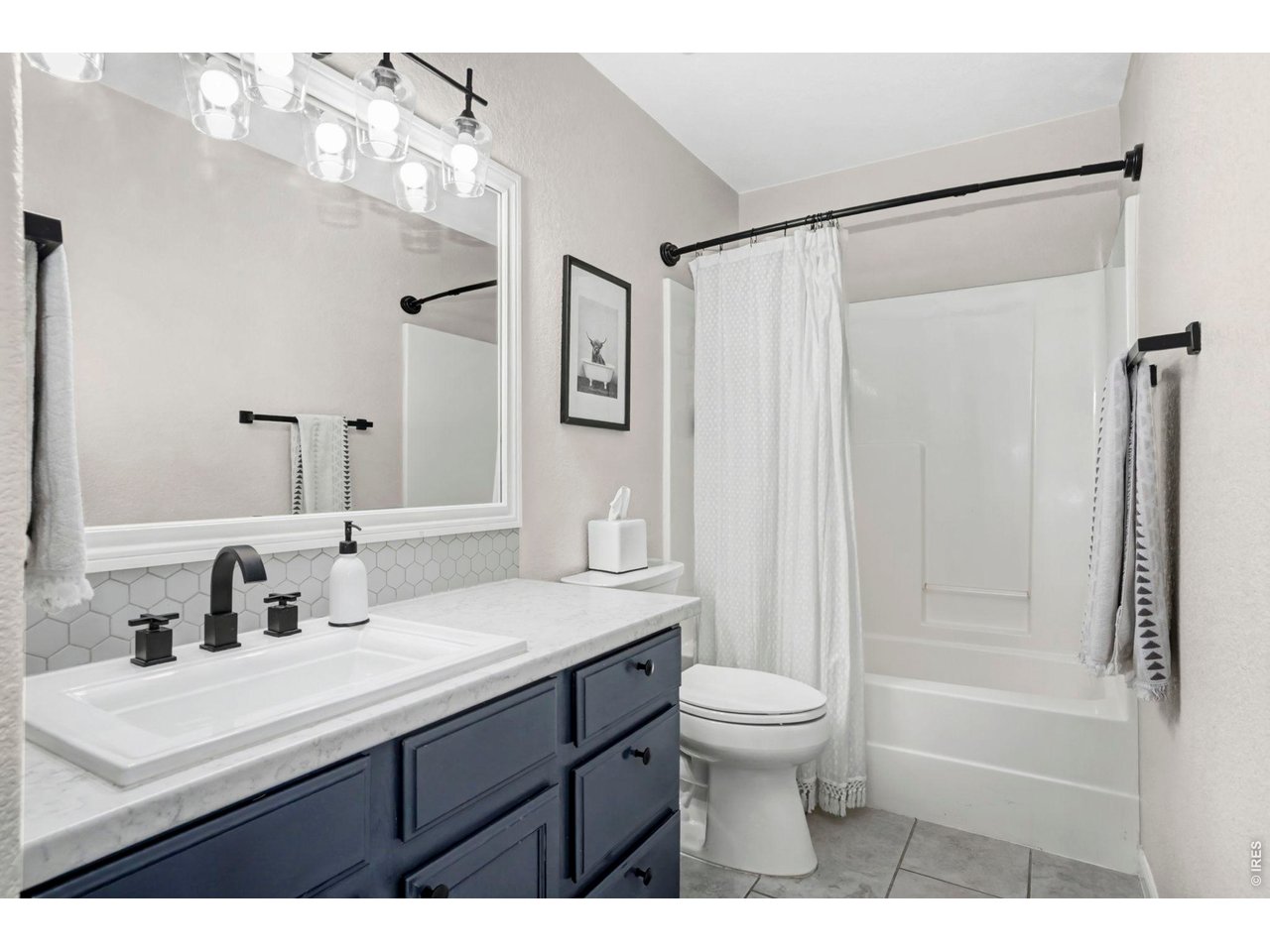 1313 Park Ridge Drive Severance, CO 80615 - Photo 21 of 43 Charming main level bath
