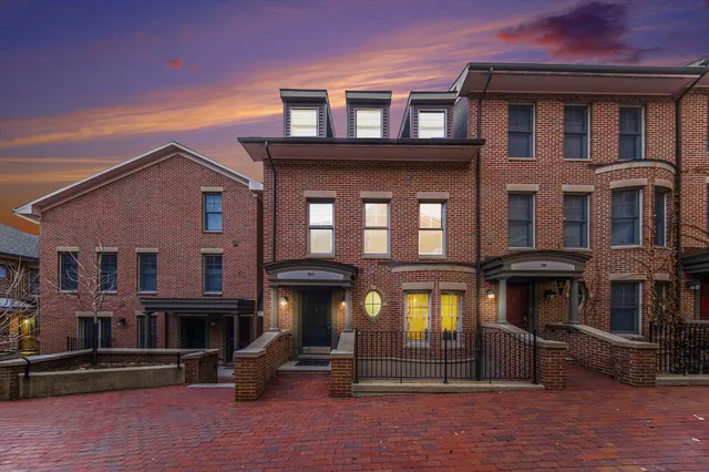 $995,000 | 140 Ashley Mews Drive, Ann Arbor, MI 48104