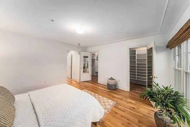 $995,000 | 140 Ashley Mews Drive, Ann Arbor, MI 48104