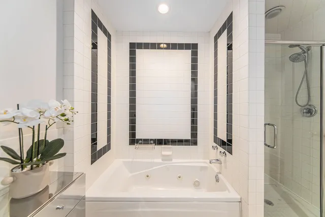 $995,000 | 140 Ashley Mews Drive, Ann Arbor, MI 48104