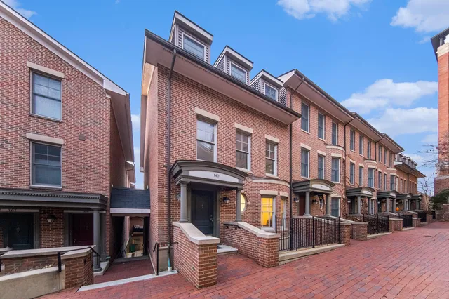 $995,000 | 140 Ashley Mews Drive, Ann Arbor, MI 48104