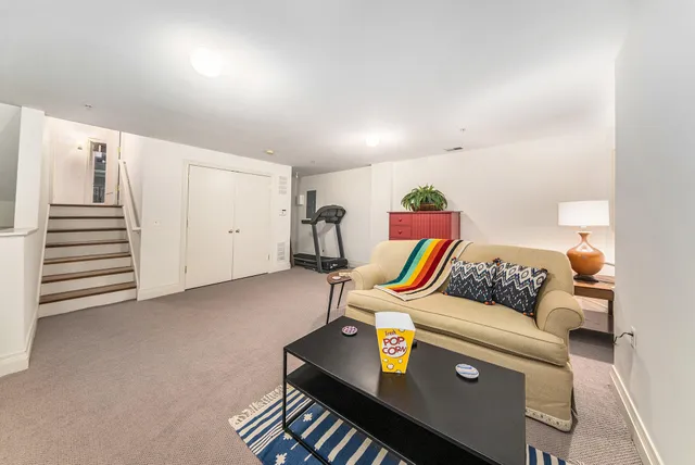 $995,000 | 140 Ashley Mews Drive, Ann Arbor, MI 48104