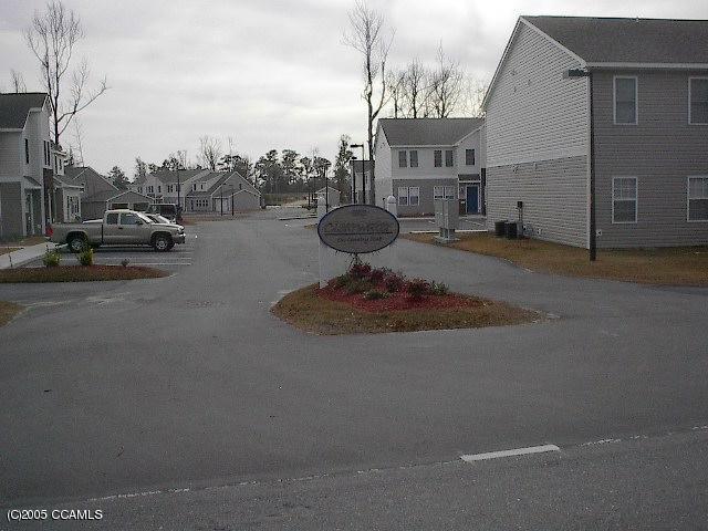 4513 Country Club Road, Unit B202 Morehead City, NC 28557 - Photo 3 of 10 Entrance to Clearwater
