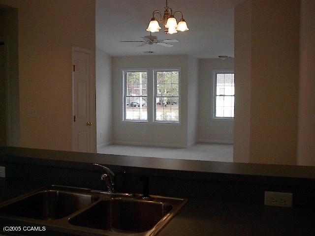 4513 Country Club Road, Unit B202 Morehead City, NC 28557 - Photo 7 of 10 living room