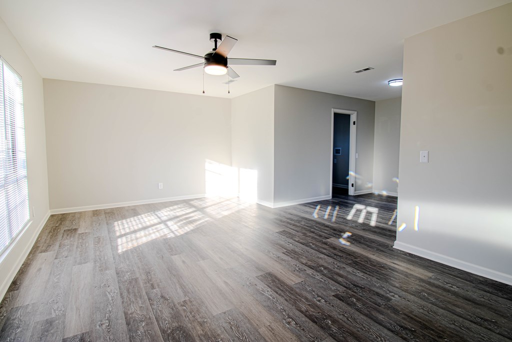 307 Caladium Road Taylor, AL 36301 - Photo 8 of 18