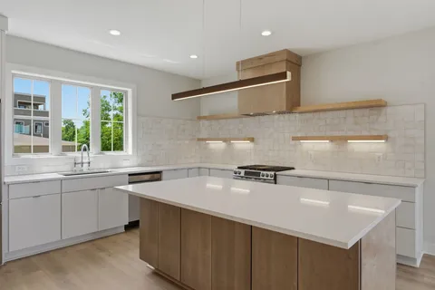 $749,900 | 15 North Hill Street, Unit A, Nashville, TN 37210