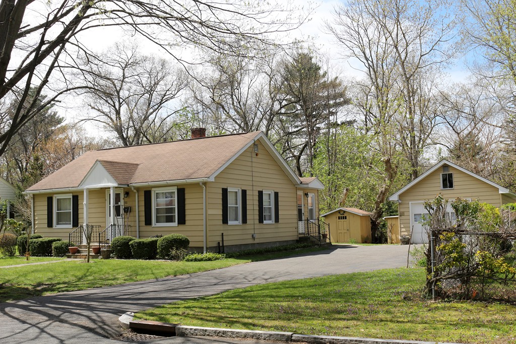 80 Webber Street Springfield, MA 01108 - Photo 2 of 16