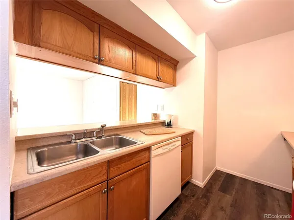 $1,795 | 935 Saturn Drive, Unit 207, Colorado Springs, CO 80905