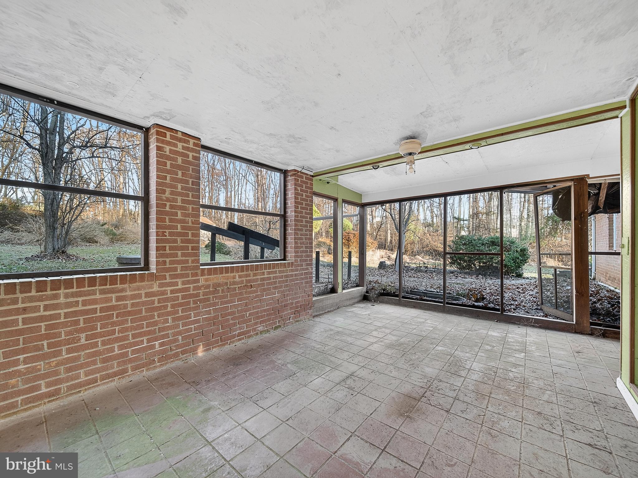 9315 Lees Ridge Road Warrenton, VA 20186 - Photo 48 of 51 a view of an entryway