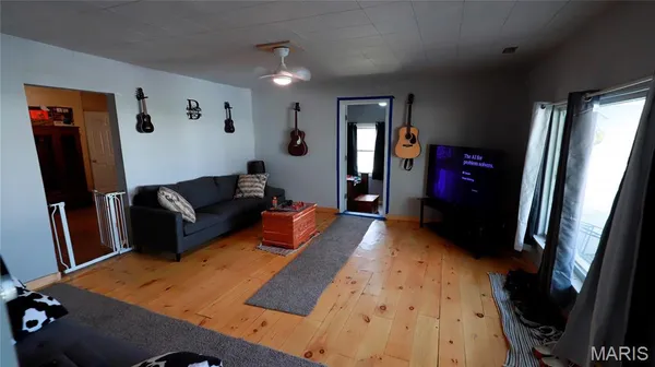 $94,900 | 1017 Pine Street, Bismarck, MO 63624