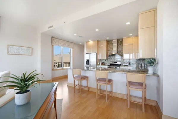$1,175,000 | 360 West Washington Avenue, Unit 1413, Madison, WI 53703