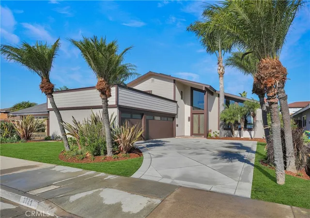 $1,825,000 | 6781 Defiance Drive, Huntington Beach, CA 92647