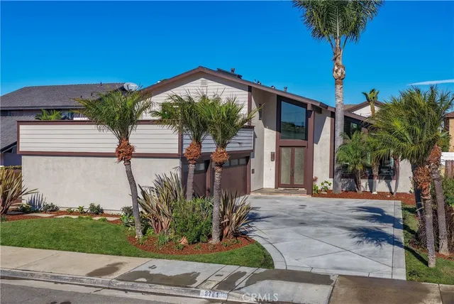 $1,825,000 | 6781 Defiance Drive, Huntington Beach, CA 92647