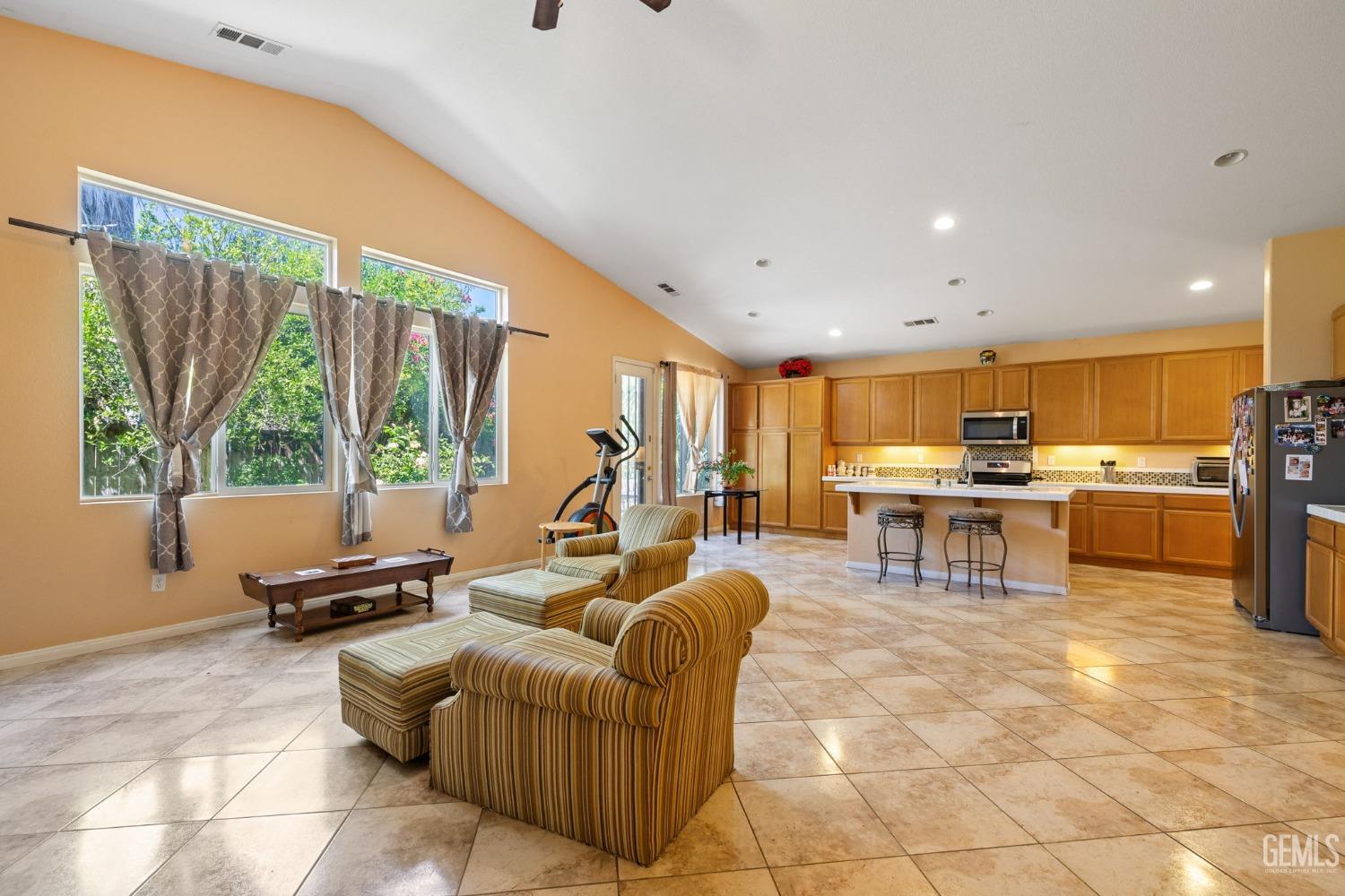 Undisclosed Address Bakersfield, CA 93311 - Photo 19 of 50