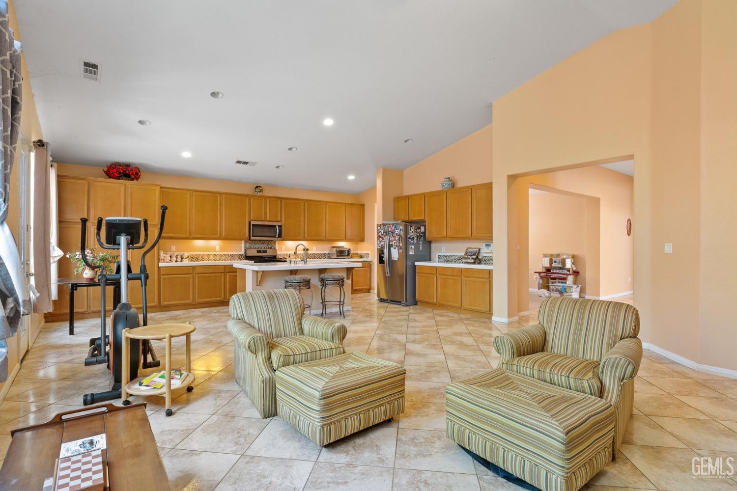 Undisclosed Address Bakersfield, CA 93311 - Photo 20 of 50