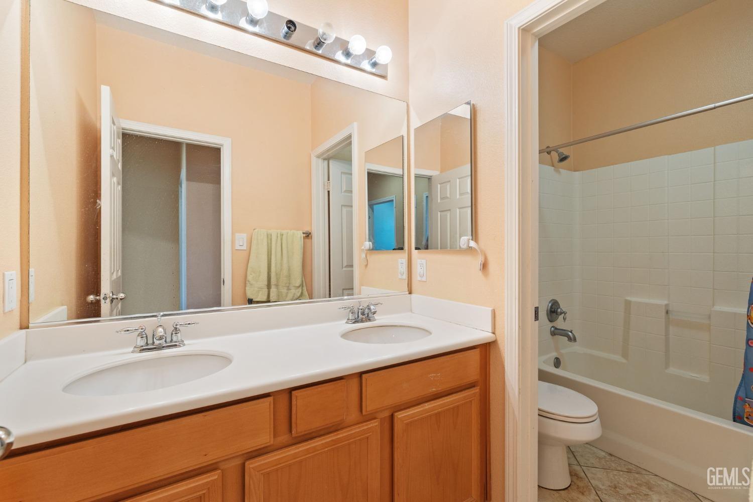 Undisclosed Address Bakersfield, CA 93311 - Photo 43 of 50