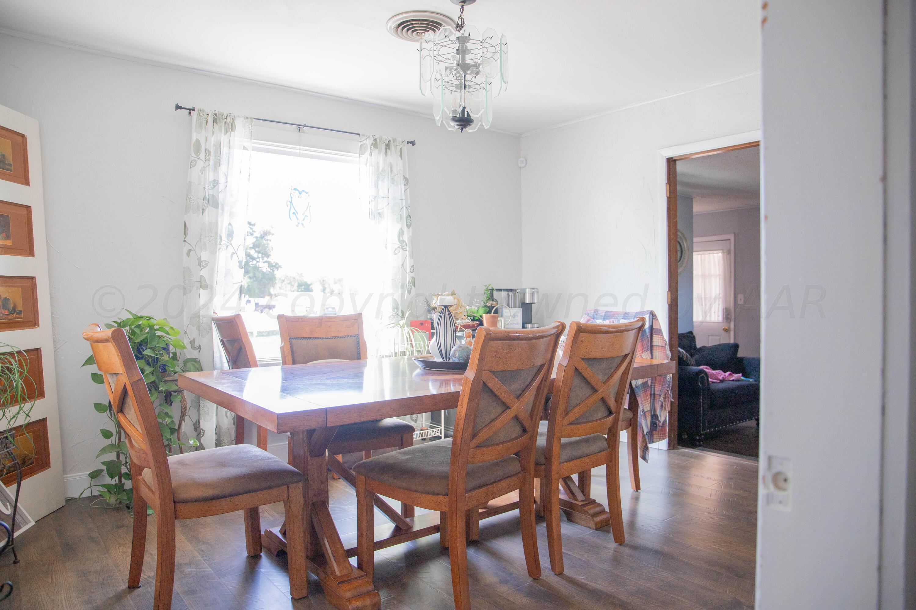 1105 Main Street Panhandle, TX 79068 - Photo 15 of 38 Dining