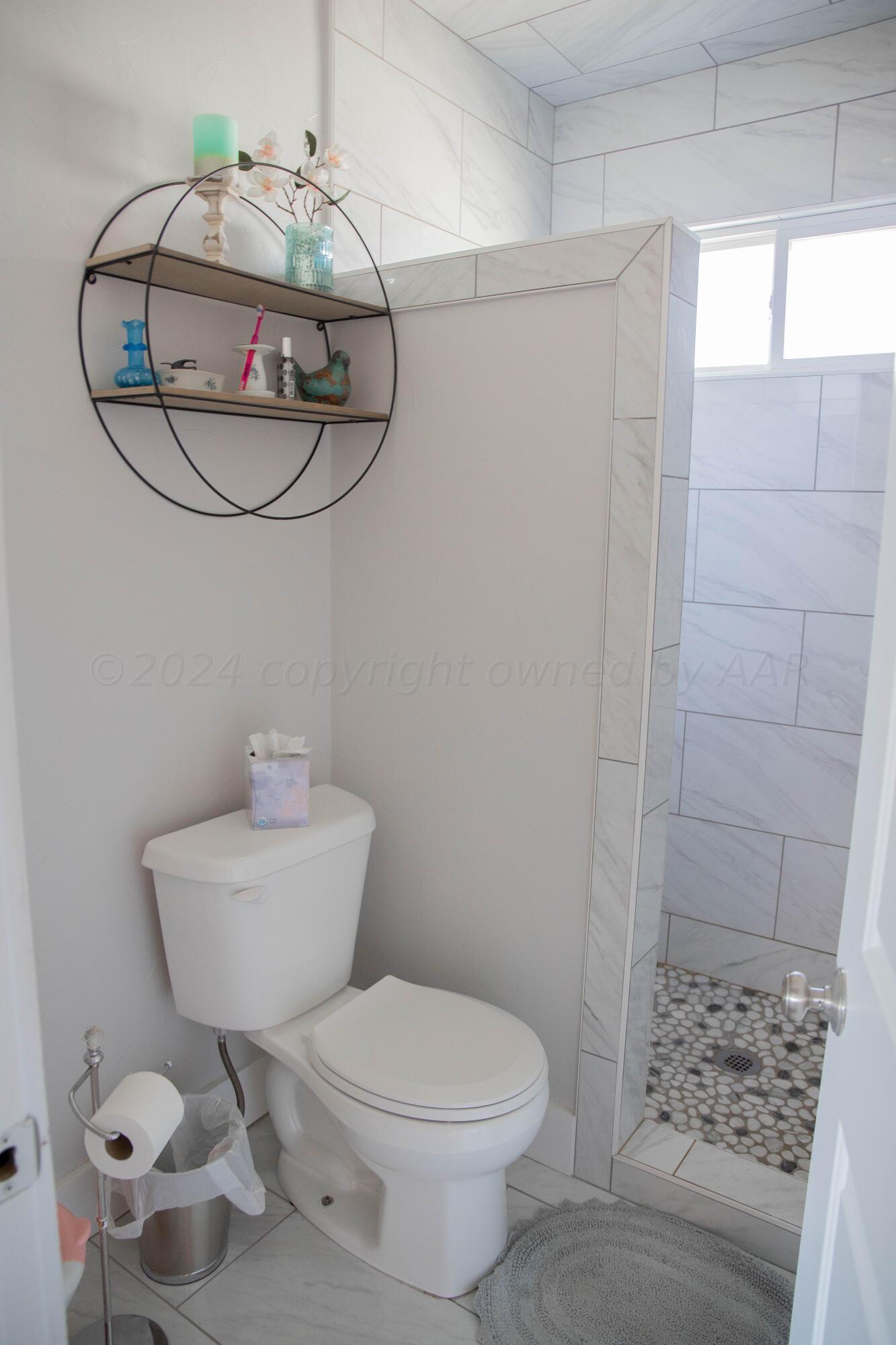 1105 Main Street Panhandle, TX 79068 - Photo 26 of 38 Hall Bath