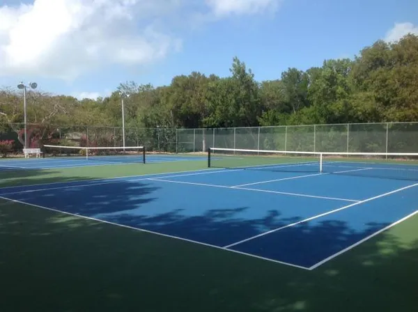 a view of a tennis court