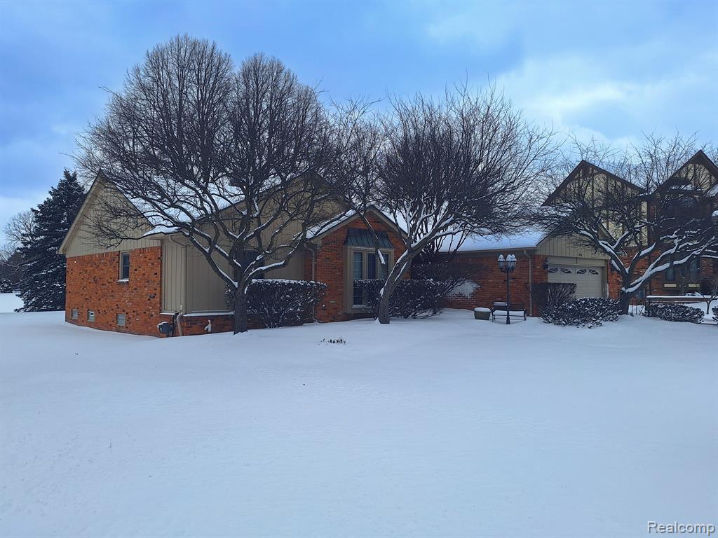 866 Timberline Drive Rochester Hills, MI 48309 - Photo 4 of 53
