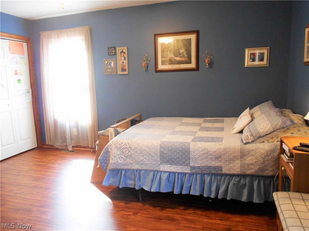 1105 Burnfield Road Little Hocking, OH 45742 - Photo 22 of 35 Master bedroom