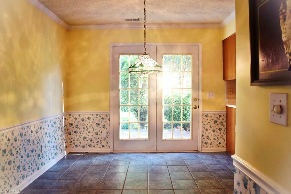 5803 Running Ridge Road Greensboro, NC 27407 - Photo 11 of 22 Gallery Image 11
