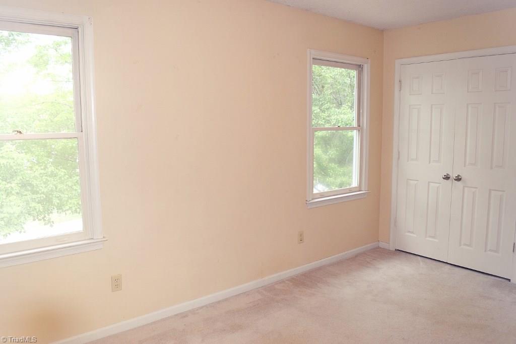 5803 Running Ridge Road Greensboro, NC 27407 - Photo 12 of 22 Gallery Image 12