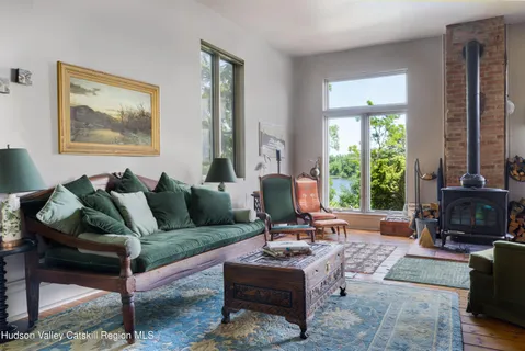 $799,000 | 380 Main Street, New Baltimore, NY 12192